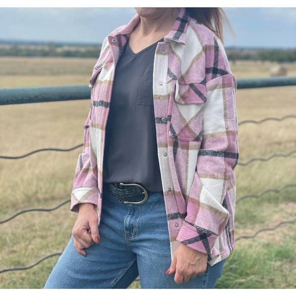 NEW ENTRO the cozy shacket in pink - Picture 1 of 3